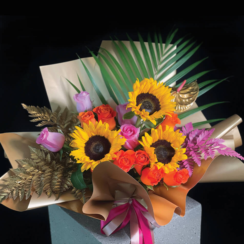 Sunflowers Dream Petals Bouquet Same Day Delivery Aiwaflowers