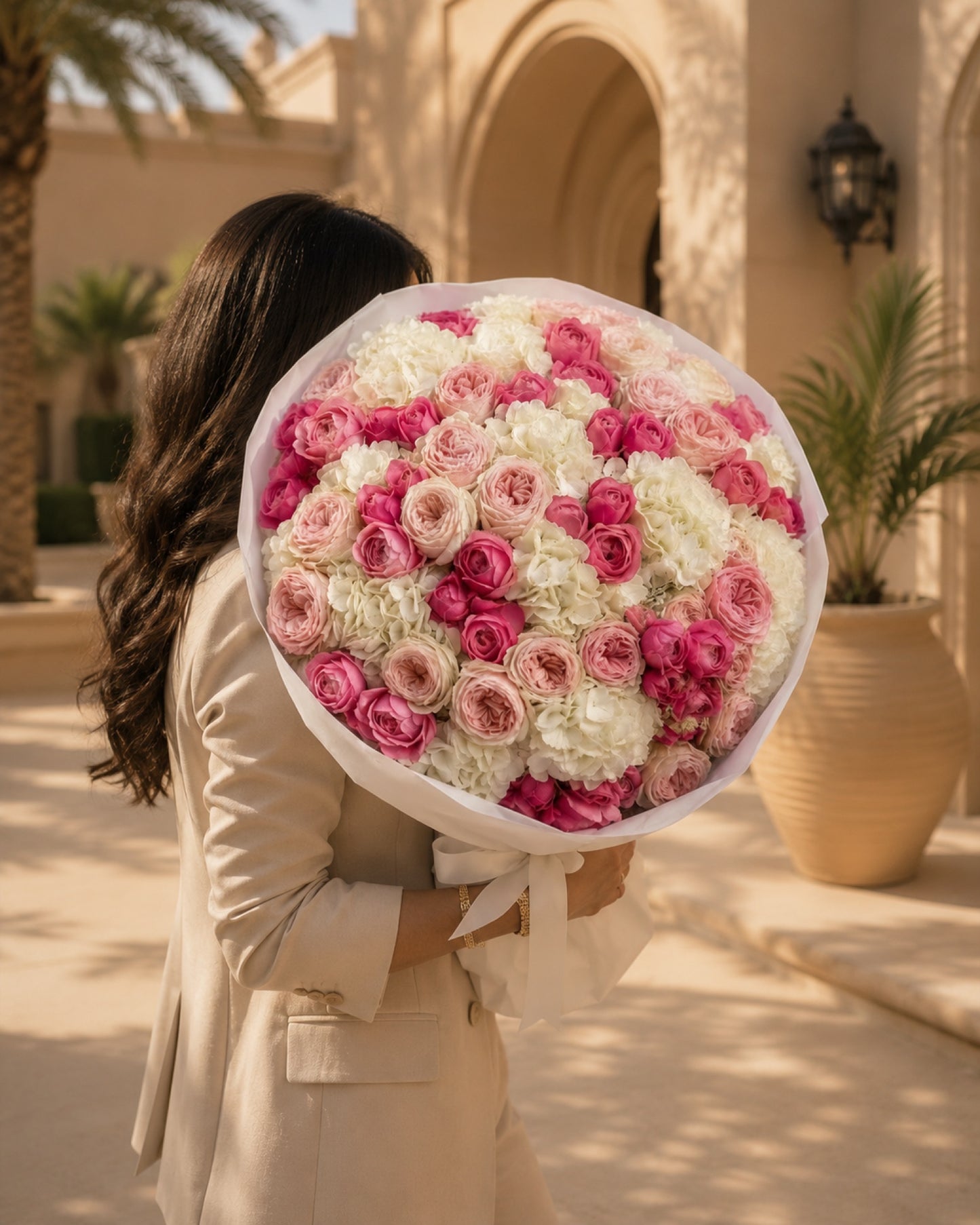Aiwa Flowers Rosé Amour bouquet — hero view | luxury flower delivery Dubai