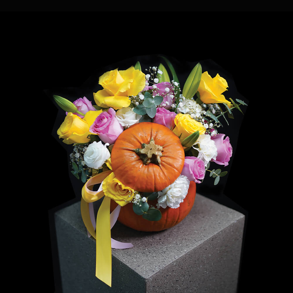 Pumpkin Stealer, flowers delivery dubai, bouquet of flowers, Pink Roses 