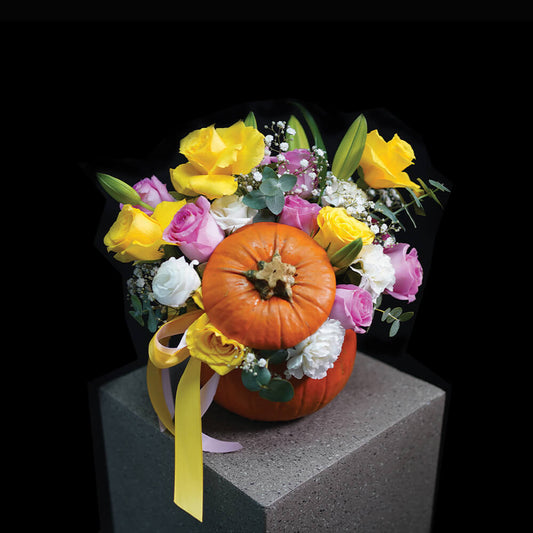 Pumpkin Stealer, flowers delivery dubai, bouquet of flowers, Pink Roses