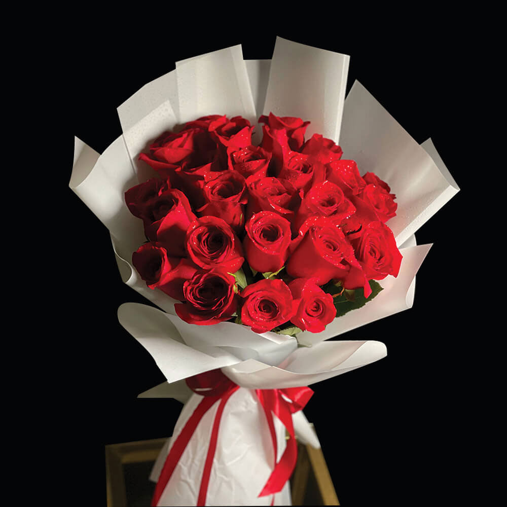 Red Love Flowers Bouquet