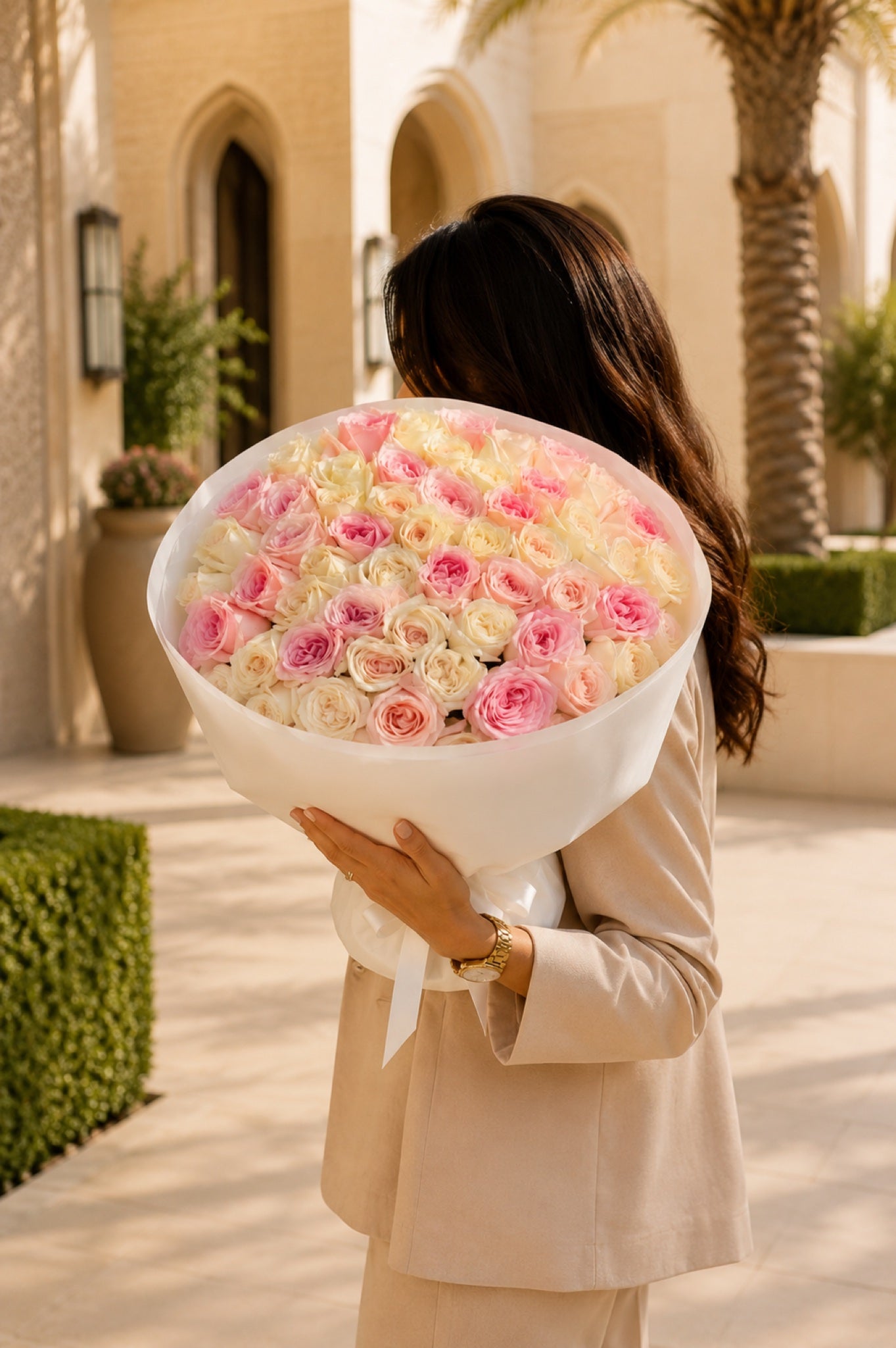Aiwa Flowers Candy Roses bouquet — top view view | luxury flower delivery Dubai