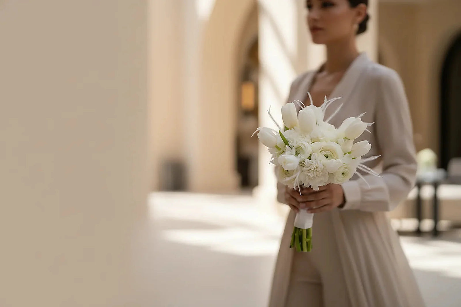 Bridal bouquet by Aiwa Flowers — luxury wedding floral design and same-day delivery across UAE