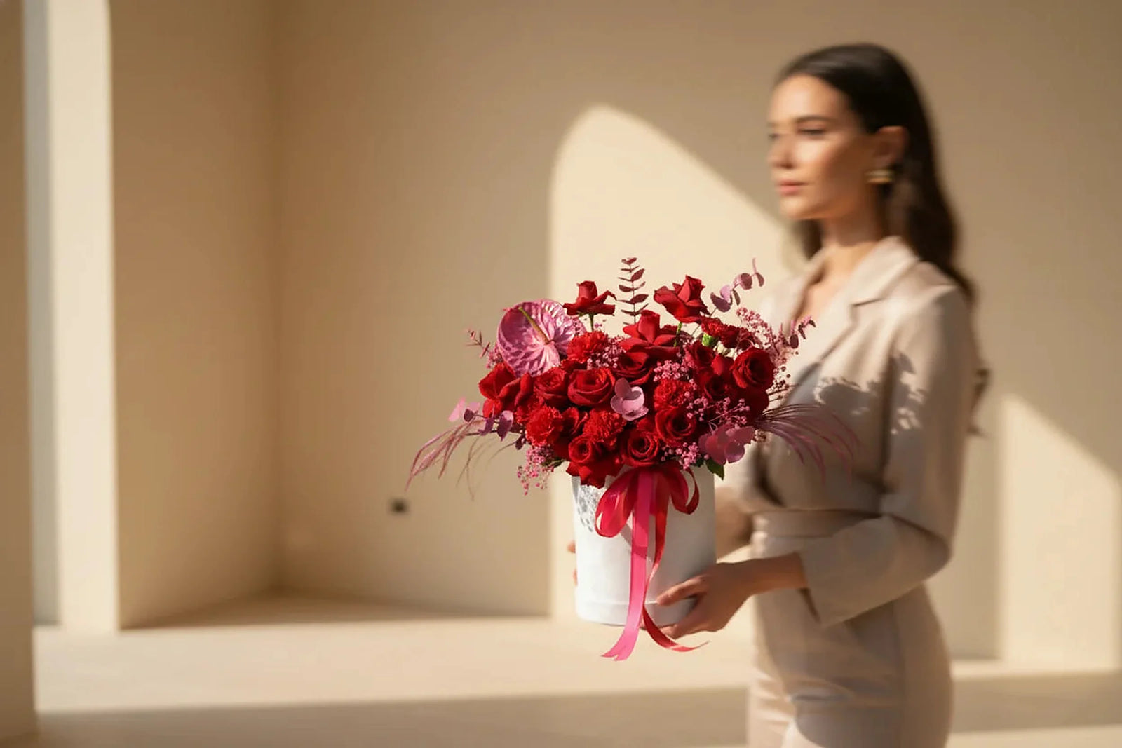 Luxury flower box by Aiwa Flowers — designer arrangements in elegant boxes with same-day delivery in Dubai UAE
