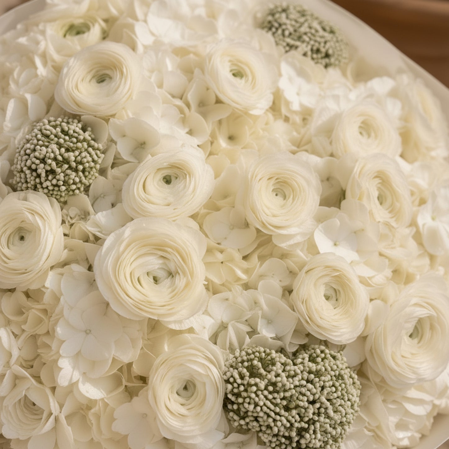 Aiwa Flowers Snow Palace bouquet — side angle view | luxury flower delivery Dubai
