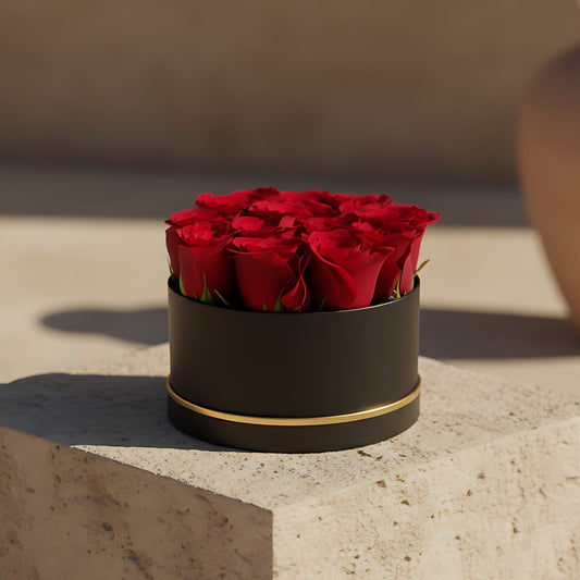 Little Red mini black flower box with 10 to 15 fresh red roses