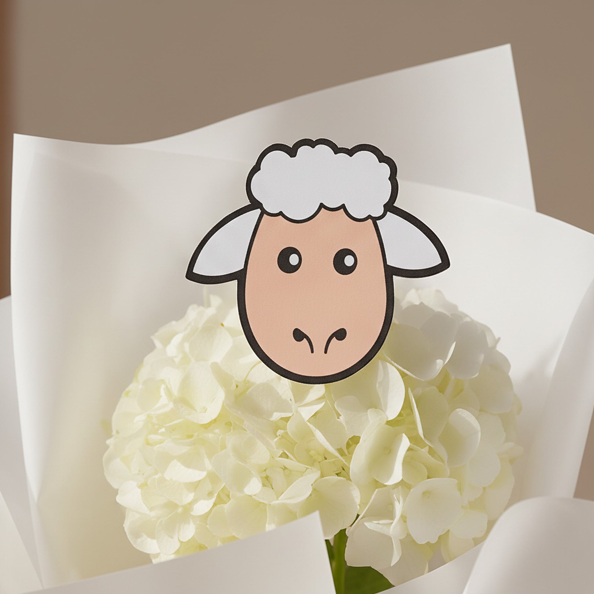 Aiwa Kayouty — alternate view | Eid Al Adha 2026 luxury flowers Dubai delivery