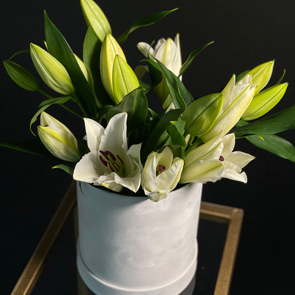 Lilies Mini Bouquet