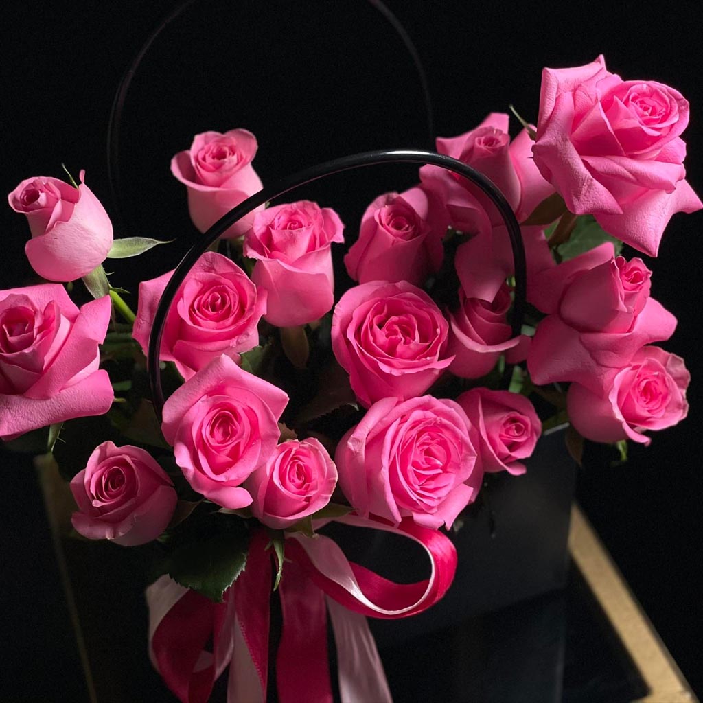 Pinko Rose Bouquet